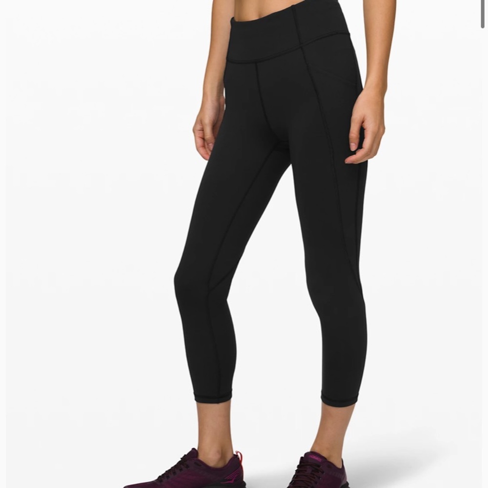 NWT Lululemon Time to Sweat Crop 23”